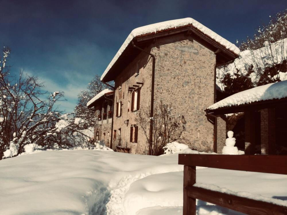 Residenza Cima Le Vigne Panzió Millesimo Kültér fotó